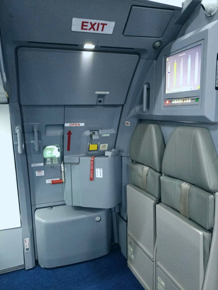 Cabin Door & Cabin Status Panel